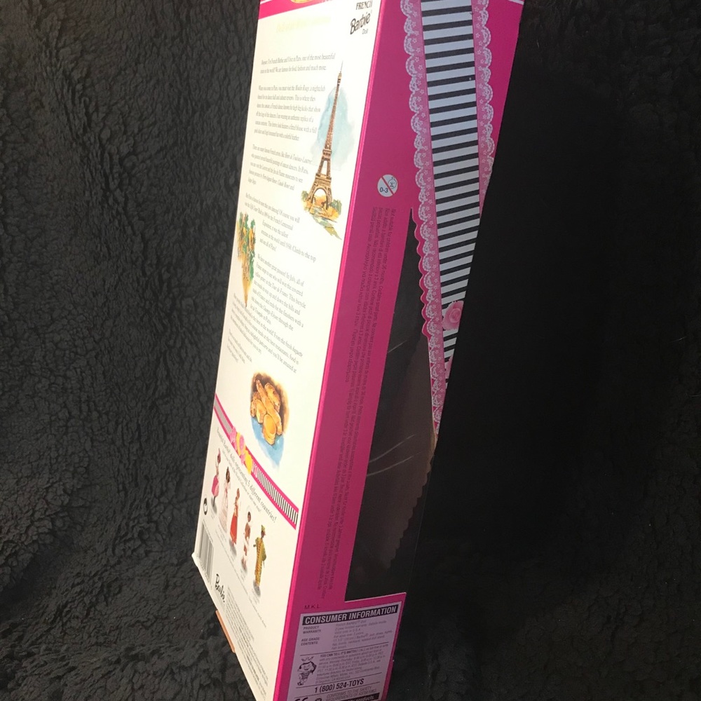 1996 2nd Edition French Barbie - Picture 6 of 7